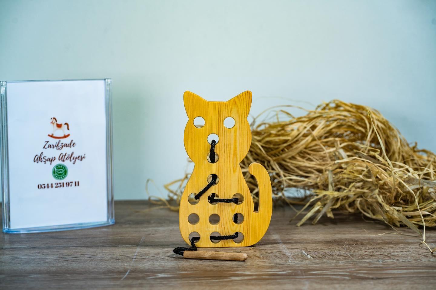 ahşap ip geçirme kedi