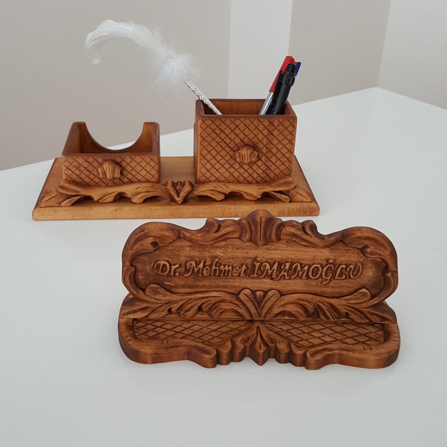 MASA ÜSTÜ İSİMLİK VE KALEMLİK SET